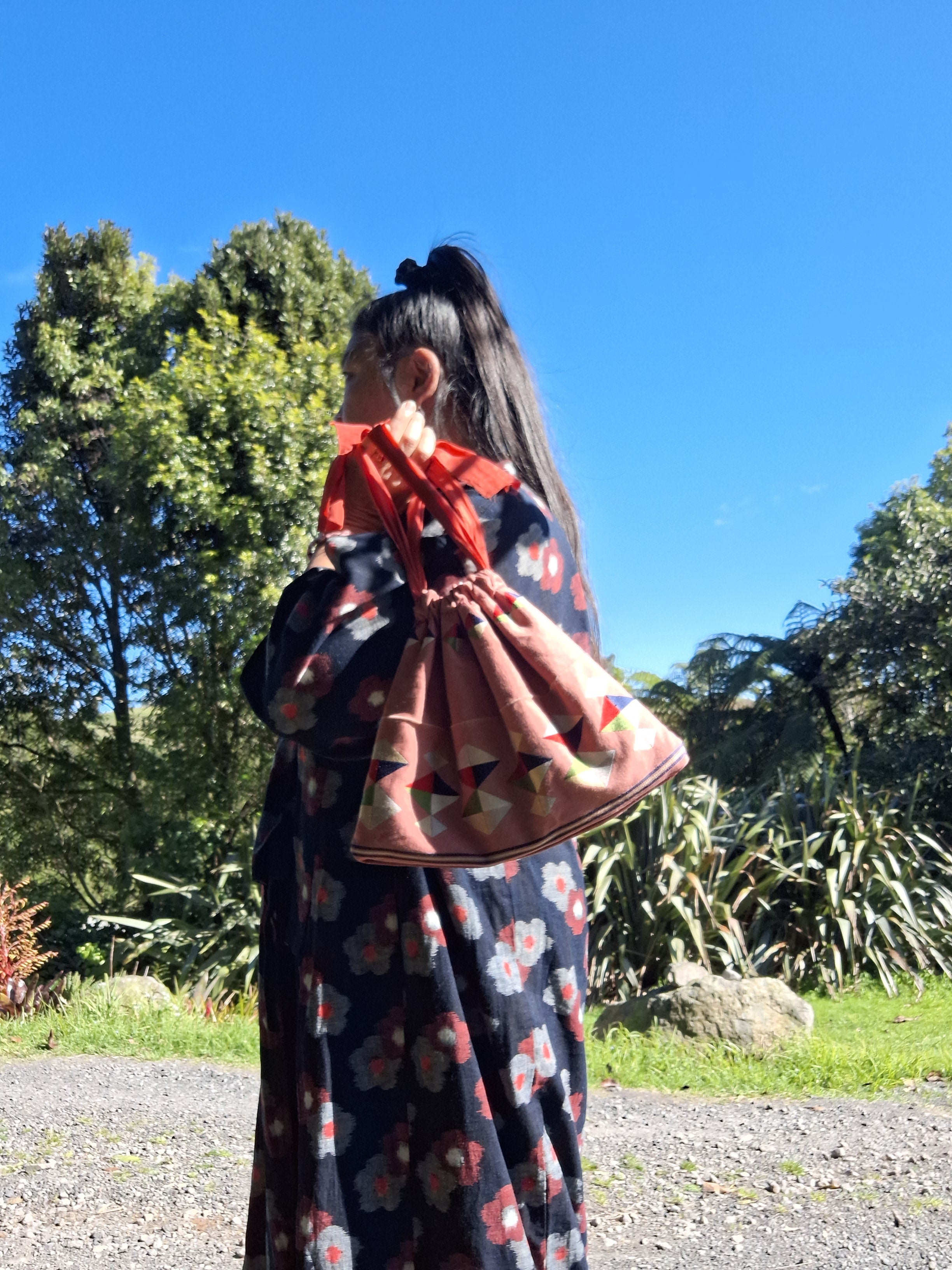 Tsunagu Handy Bag A