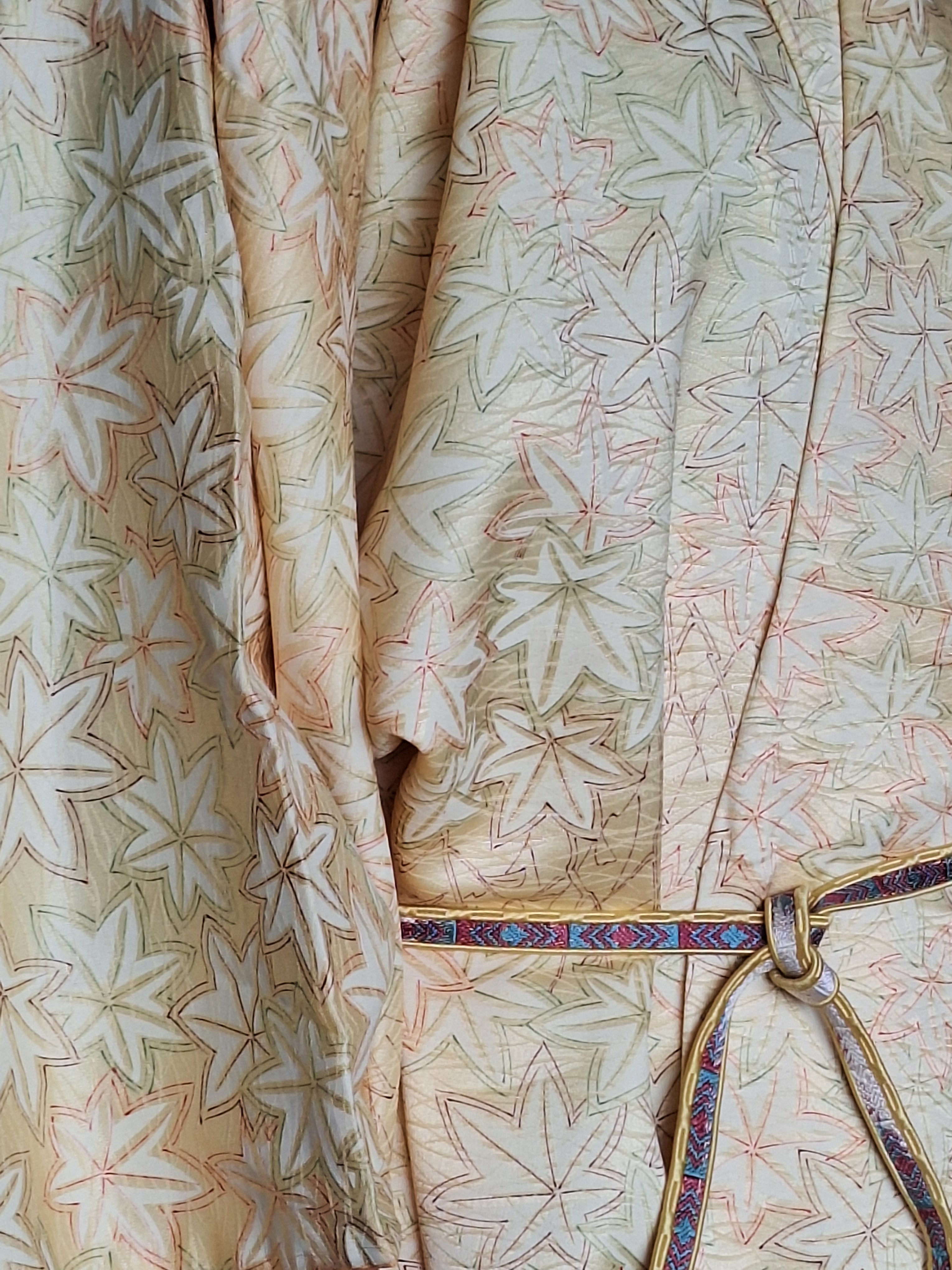 Kimono - Gold Maple leaf