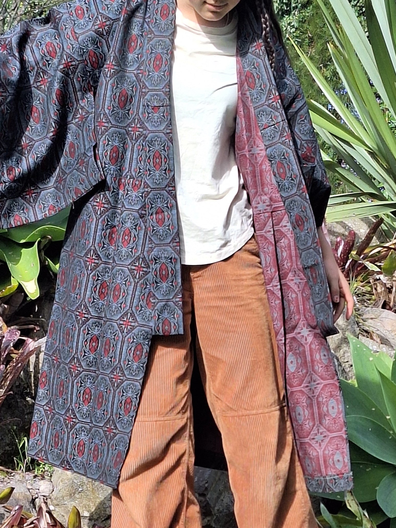 Kamakura Coat -Red and Black